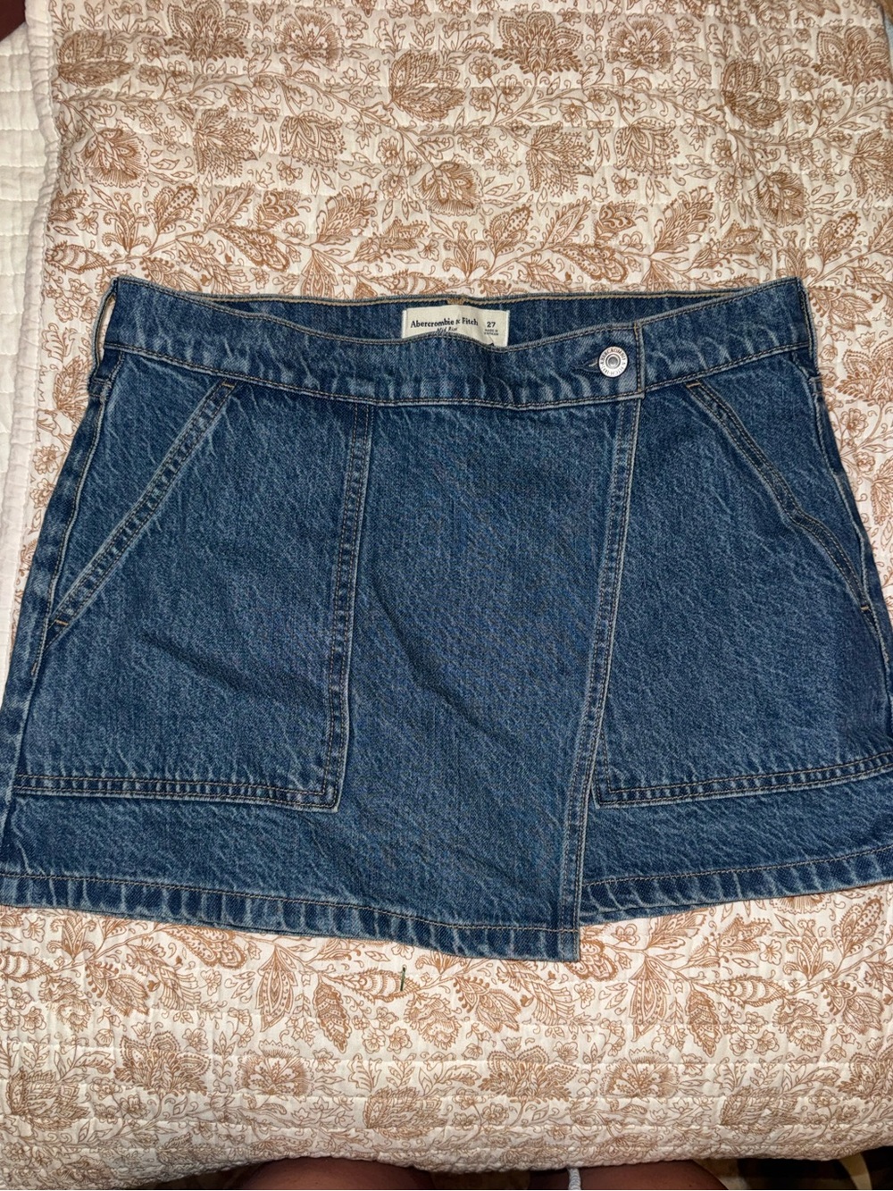 Abercrombie & Fitch skirt
